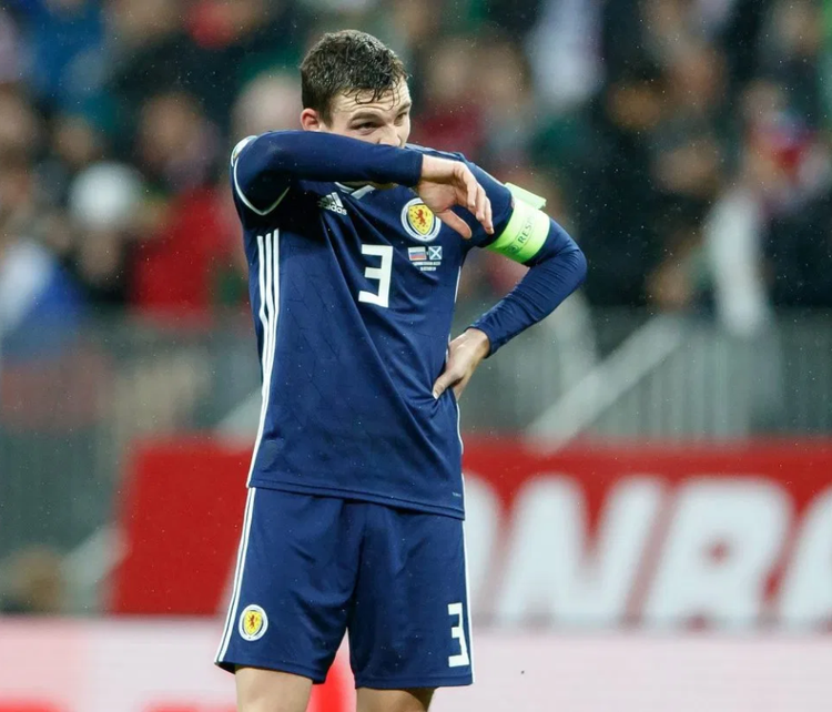 关于莱万多夫斯基连续七场比赛得分超过问鼎冠军,美国队挑战极限!的信息 关于莱万多夫斯基连续七场比赛得分超过问鼎冠军,美国队挑战极限!的信息