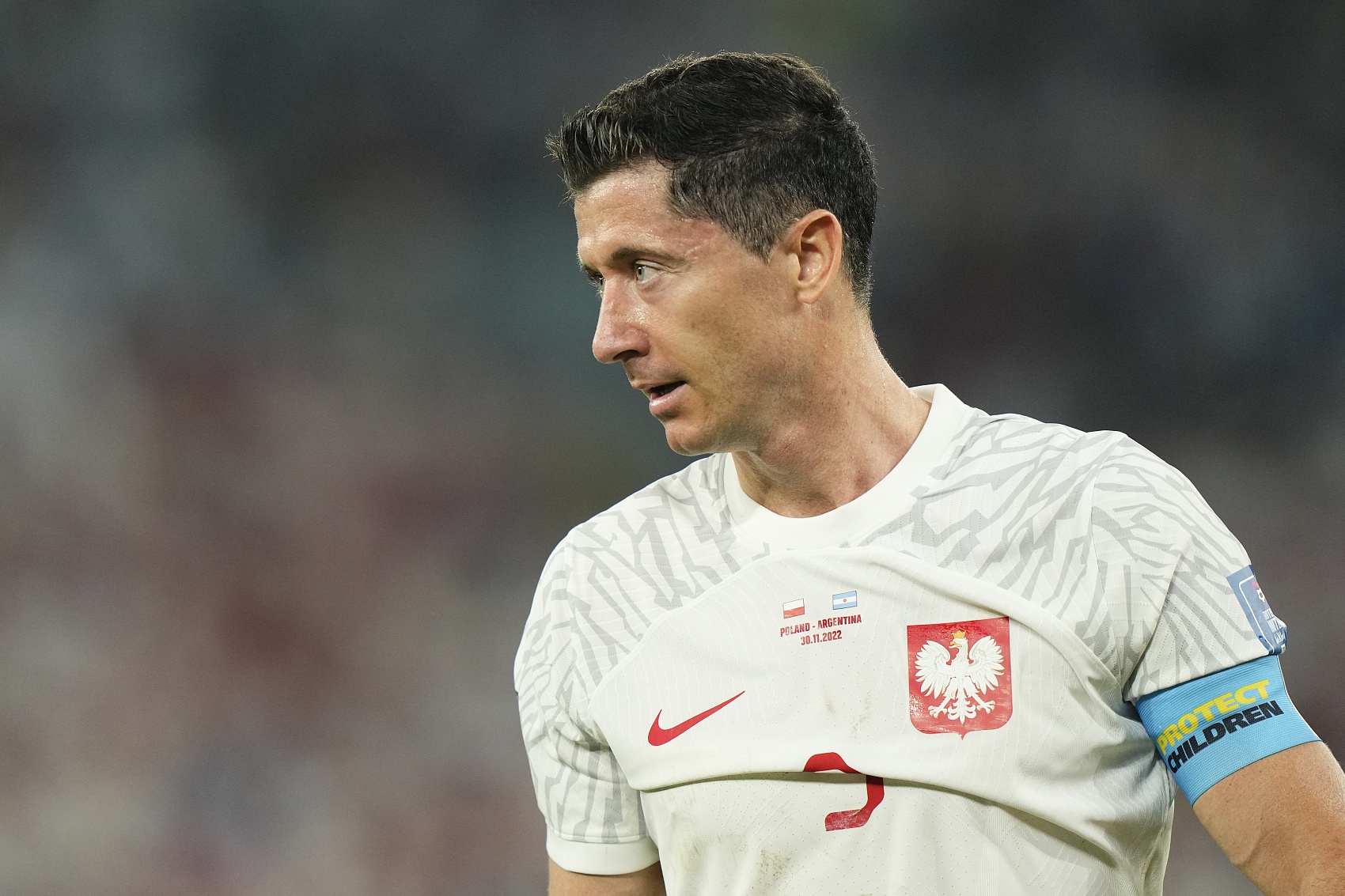 关于莱万多夫斯基迎来二十赛季高光表现,西班牙队球迷沸腾!的信息 关于莱万多夫斯基迎来二十赛季高光表现,西班牙队球迷沸腾!的信息